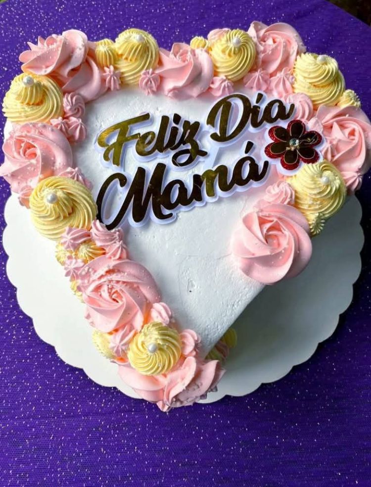 Pastel Día de la Madre floral